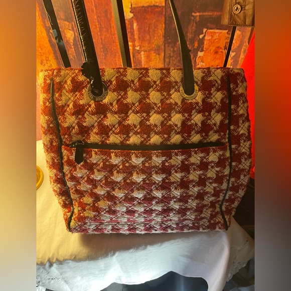 Red& White Houndstooth Vera Bradley purse - Picture 4 of 6